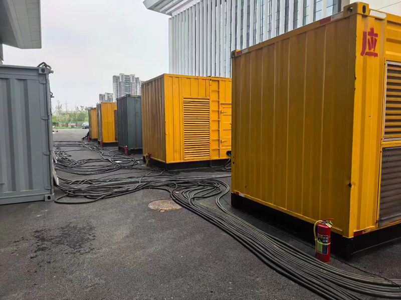 古塔不同季节柴油发电机组保养有哪些注意事项?